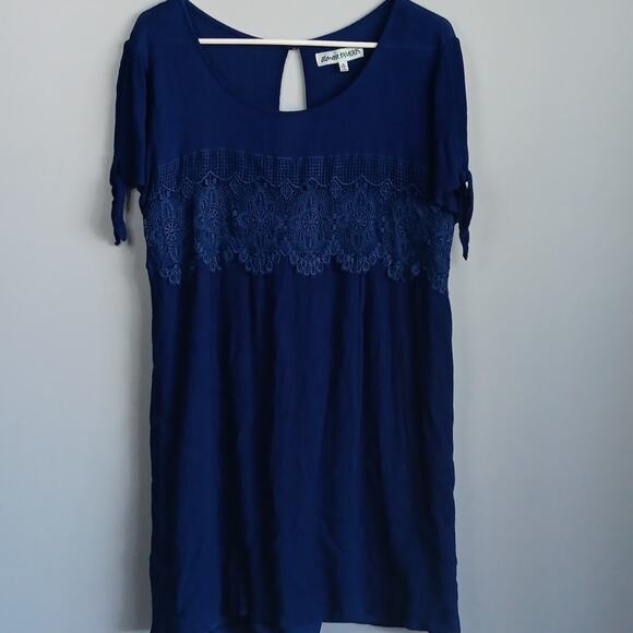 Almost Famous Dresses & Skirts - EUC Almost Famous Navy Dress with Lace XL